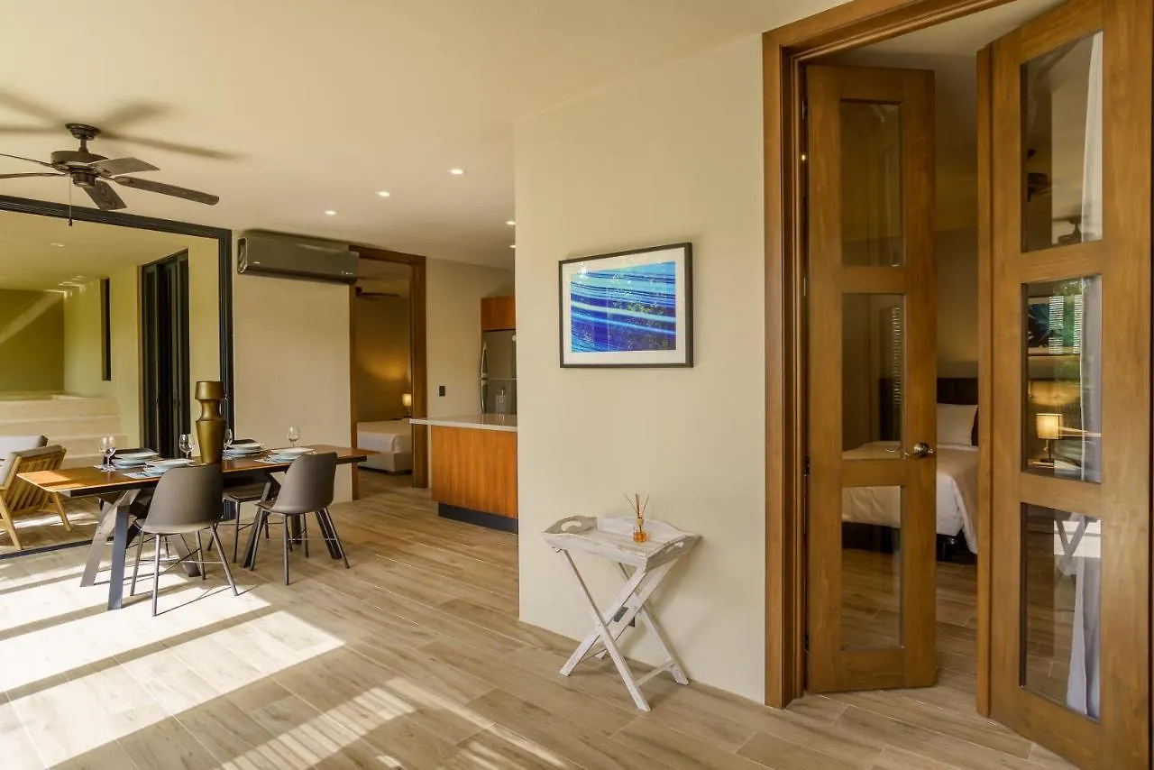 아파트 Private Plunge Pool, Art, Spa, Pool With Cabanas 툴룸